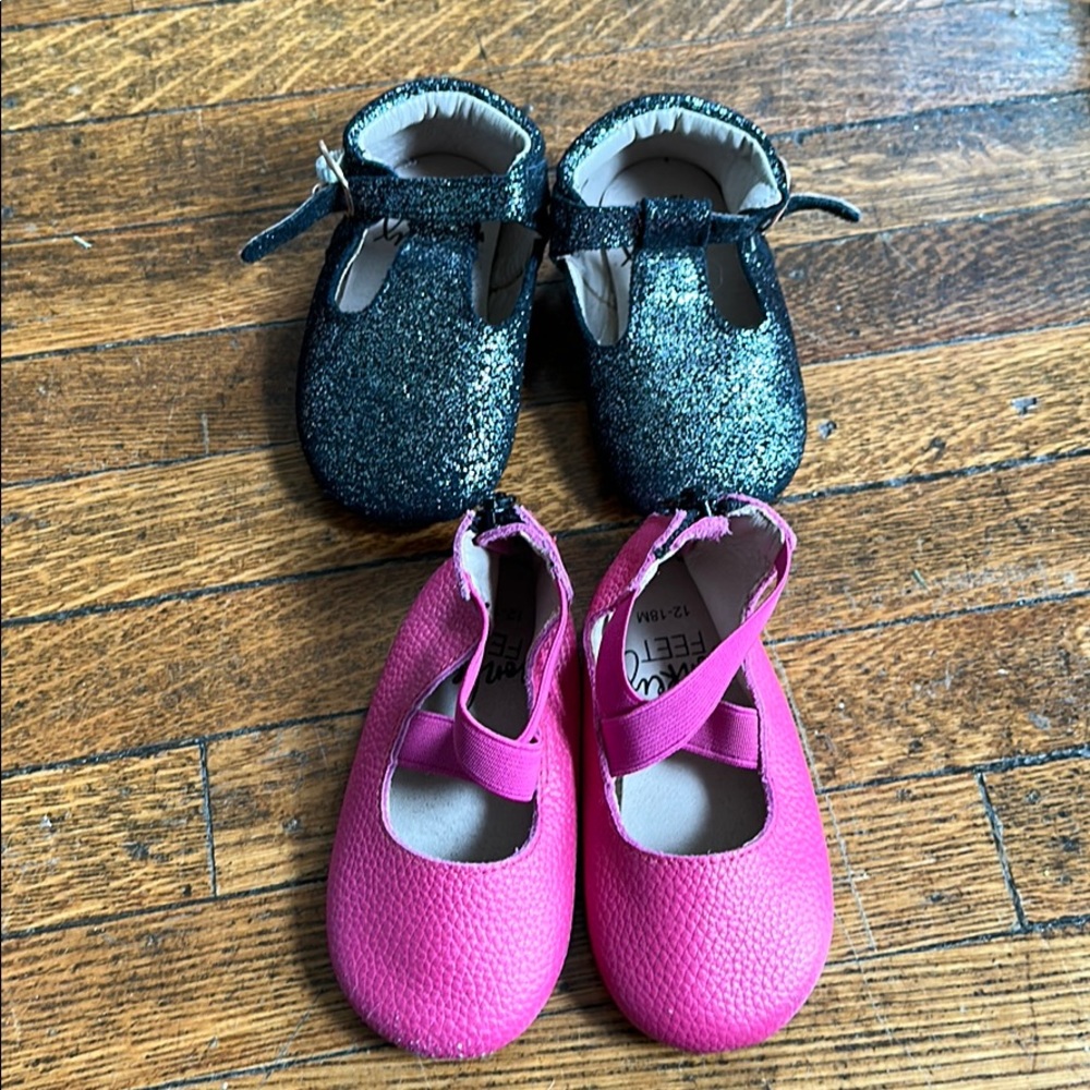 Monkey Feet 12-18 Months *2 Pair Lot*
